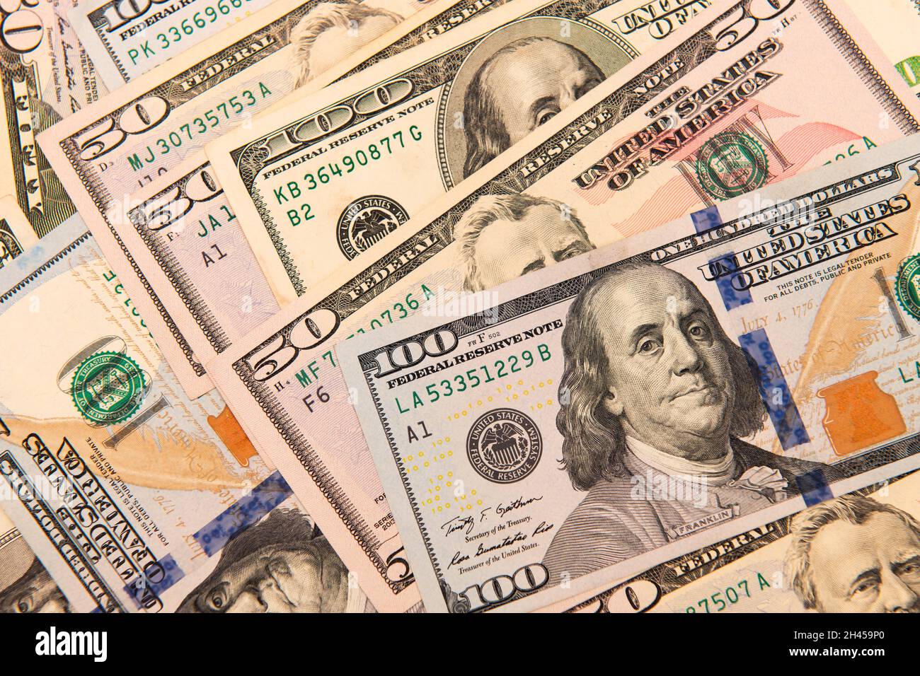 Un mucchio di soldi, la valuta degli Stati Uniti, 50 e 100 dollari fatture, corso legale negli Stati Uniti d'America, Federal Reserve Notes Foto Stock