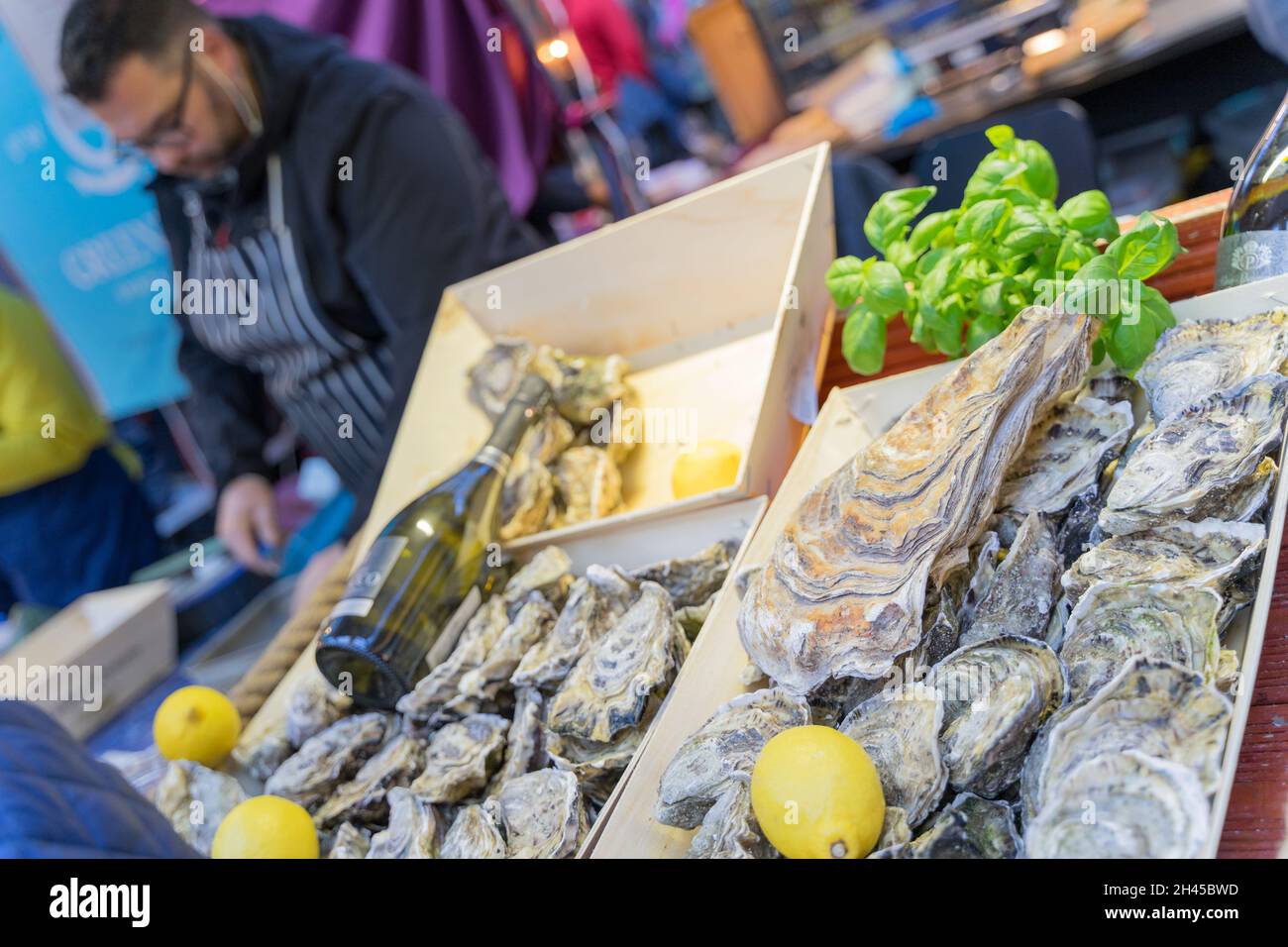 Fresh Oysters bar presso il centro di Londra Greenwich, Inghilterra, Regno Unito Foto Stock