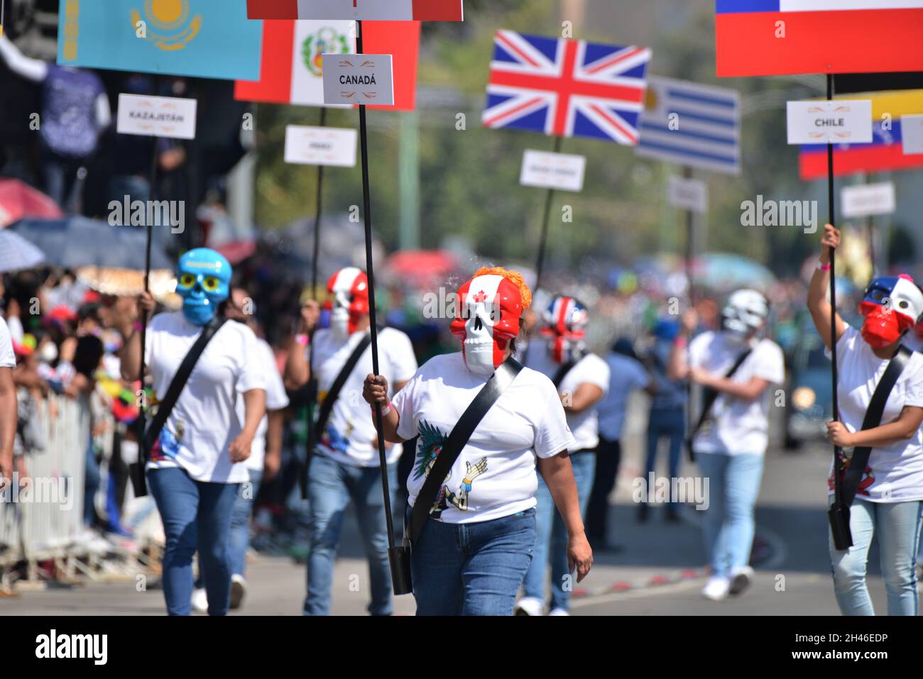 Non esclusiva: I partecipanti prendono parte alla Giornata Internazionale dei morti Parade "celebrando la vita" nell'ambito della Giornata messicana del cele morto Foto Stock