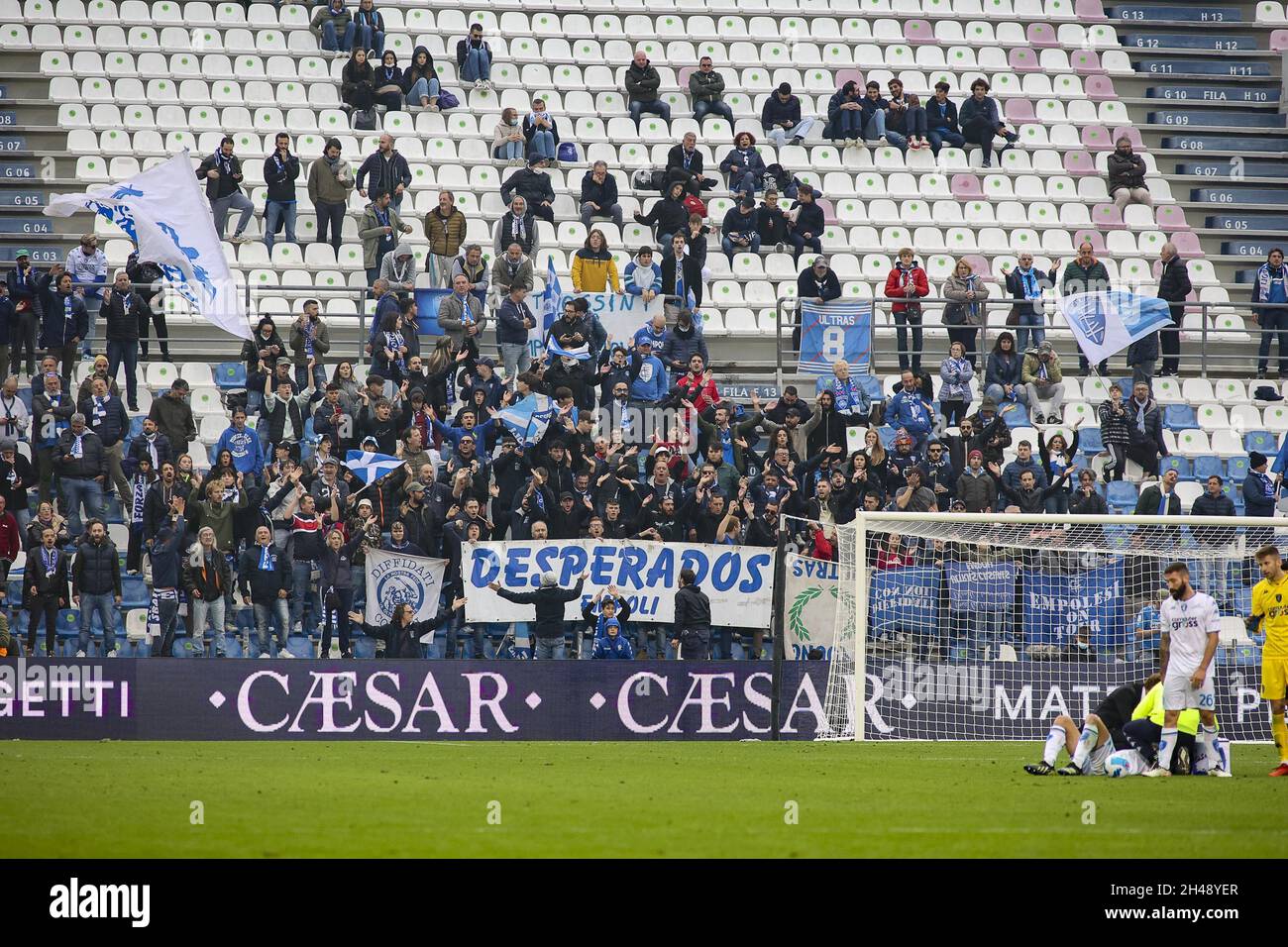Reggio Emilia (RE), Italia, 31 ottobre 2021, Stadio Mapei - Città del Tricolore, 11Â° giornata campione Serie A Tim 2021/2022, incontro tra le squadre del US Sassuolo Calcio e dell'Empoli FC, nellas foto: i tifosi dell'Empoli giunti al Mapei stadio Foto Stock