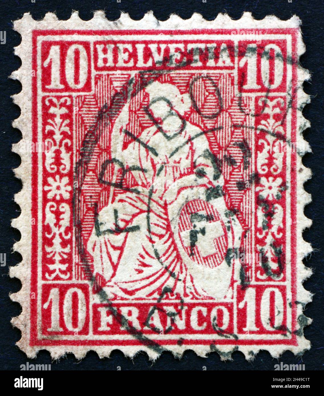 SVIZZERA - CIRCA 1867: Un francobollo stampato in Svizzera mostra Helvetia, è la personificazione nazionale femminile della Svizzera, circa 1867 Foto Stock