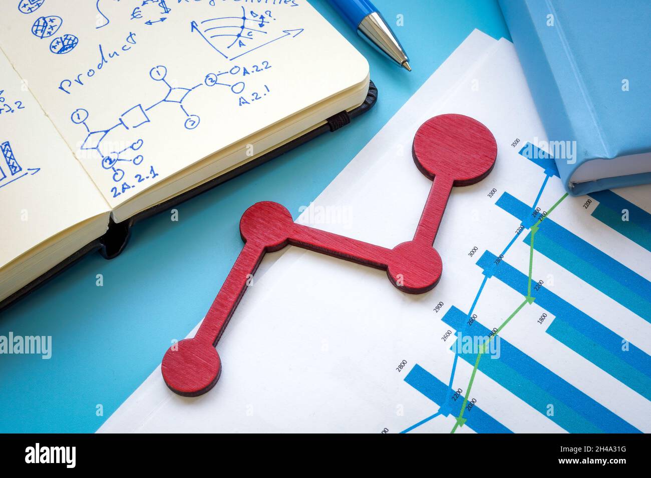 Freccia crescente come simbolo di successo di affari e di crescita di reddito. Foto Stock