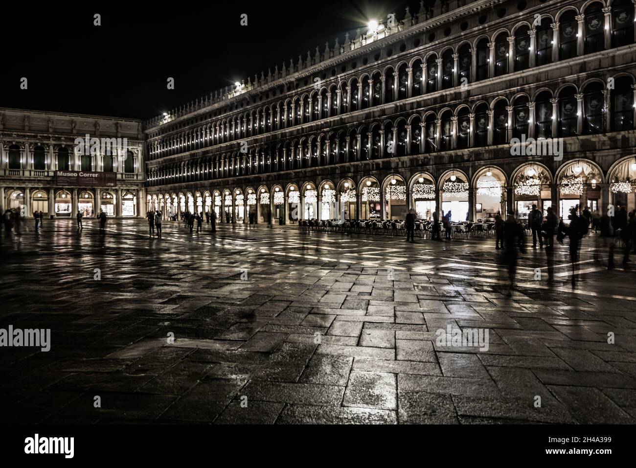 Piazza San Marco di notte, Venezia, Italia, dicembre 2016 Foto Stock