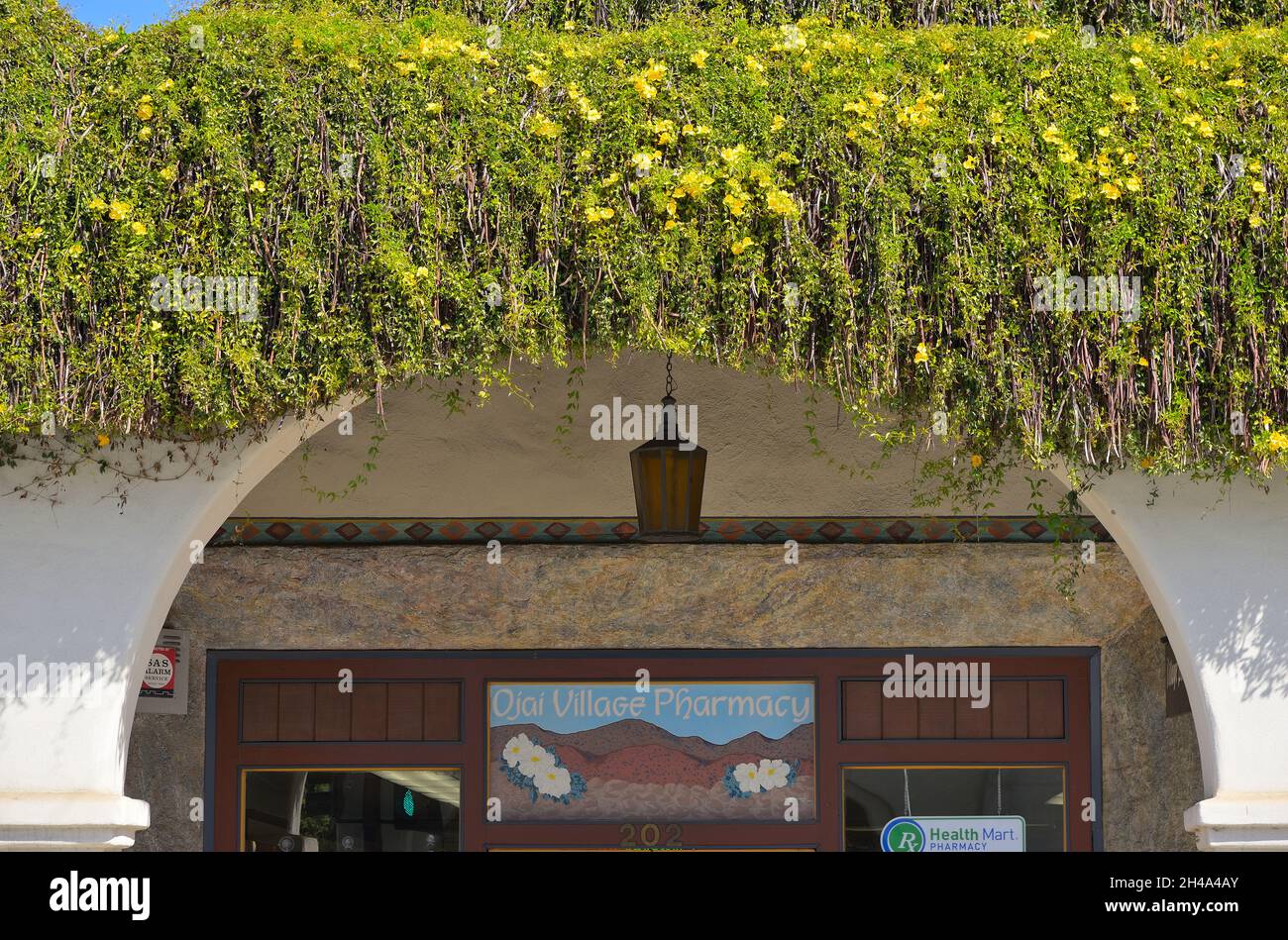 La pittoresca area del centro sulla strada principale, Ojai CA Foto Stock