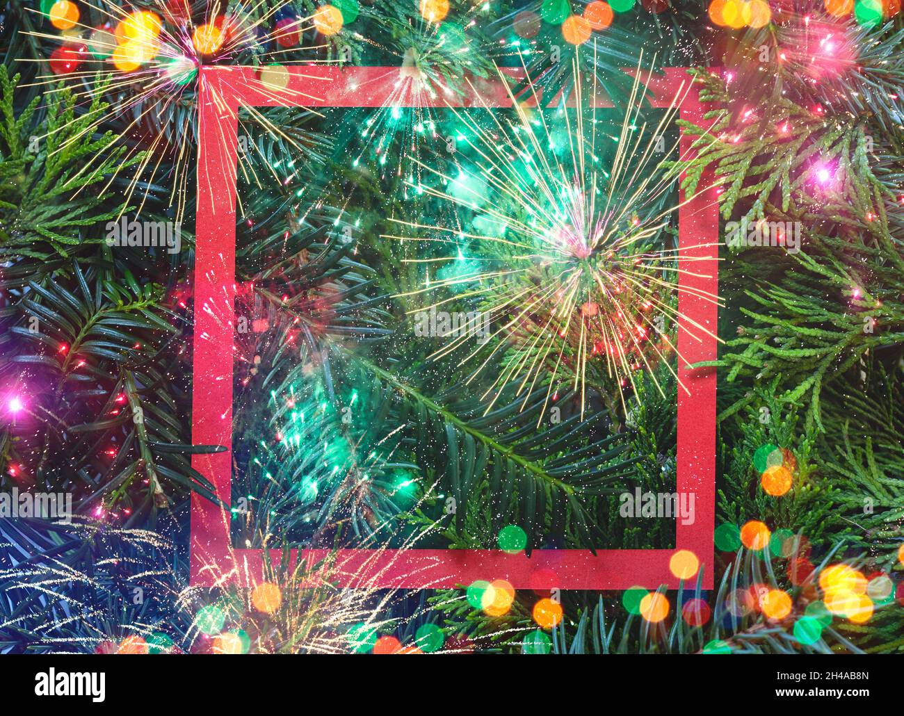 Biglietto di auguri rosso di Capodanno e Natale con decorazione Foto Stock