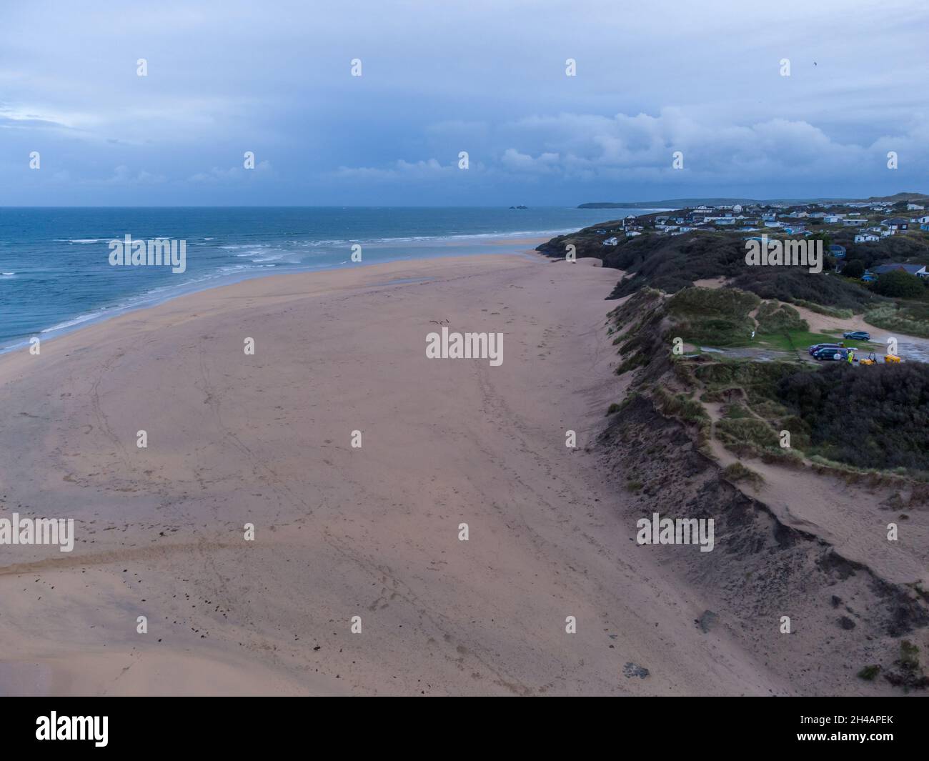 Vista aerea della spiaggia di Hayle fine ottobre 2021 a Cornovaglia, Inghilterra. Foto Stock