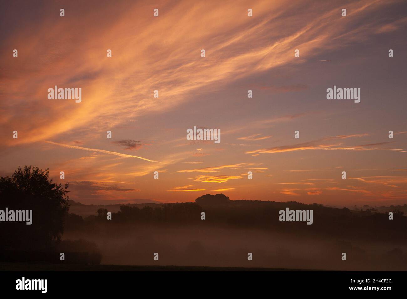 Splendida vista sull'alba a St Catherine's Hill, Winchester, Regno Unito Foto Stock