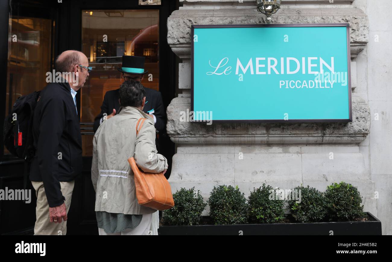 Una vista generale del le Meridien Hotel a Picadilly, Londra. Immagine datata: Martedì 10 settembre 2019. Il credito fotografico deve essere: Isabel Infantes / EMPICS Entertainment. Foto Stock