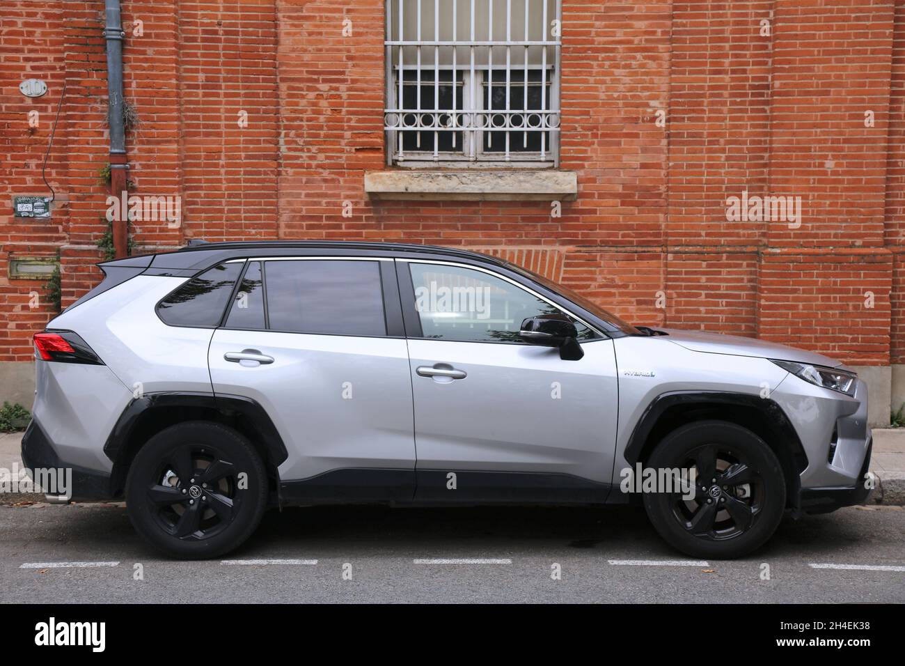 Toyota rav4 ibrida del 2021 immagini e fotografie stock ad alta risoluzione  - Alamy