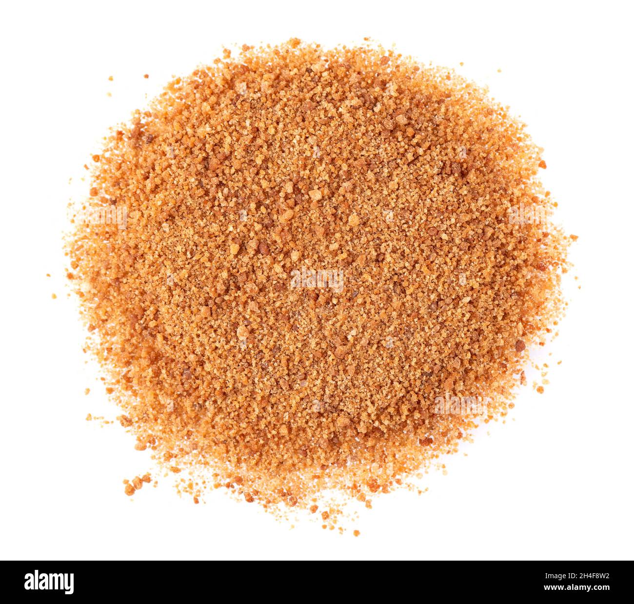 Zucchero di cocco isolato su sfondo bianco. Marinare lo zucchero di palma di cocco non raffinato. Vista dall'alto. Foto Stock