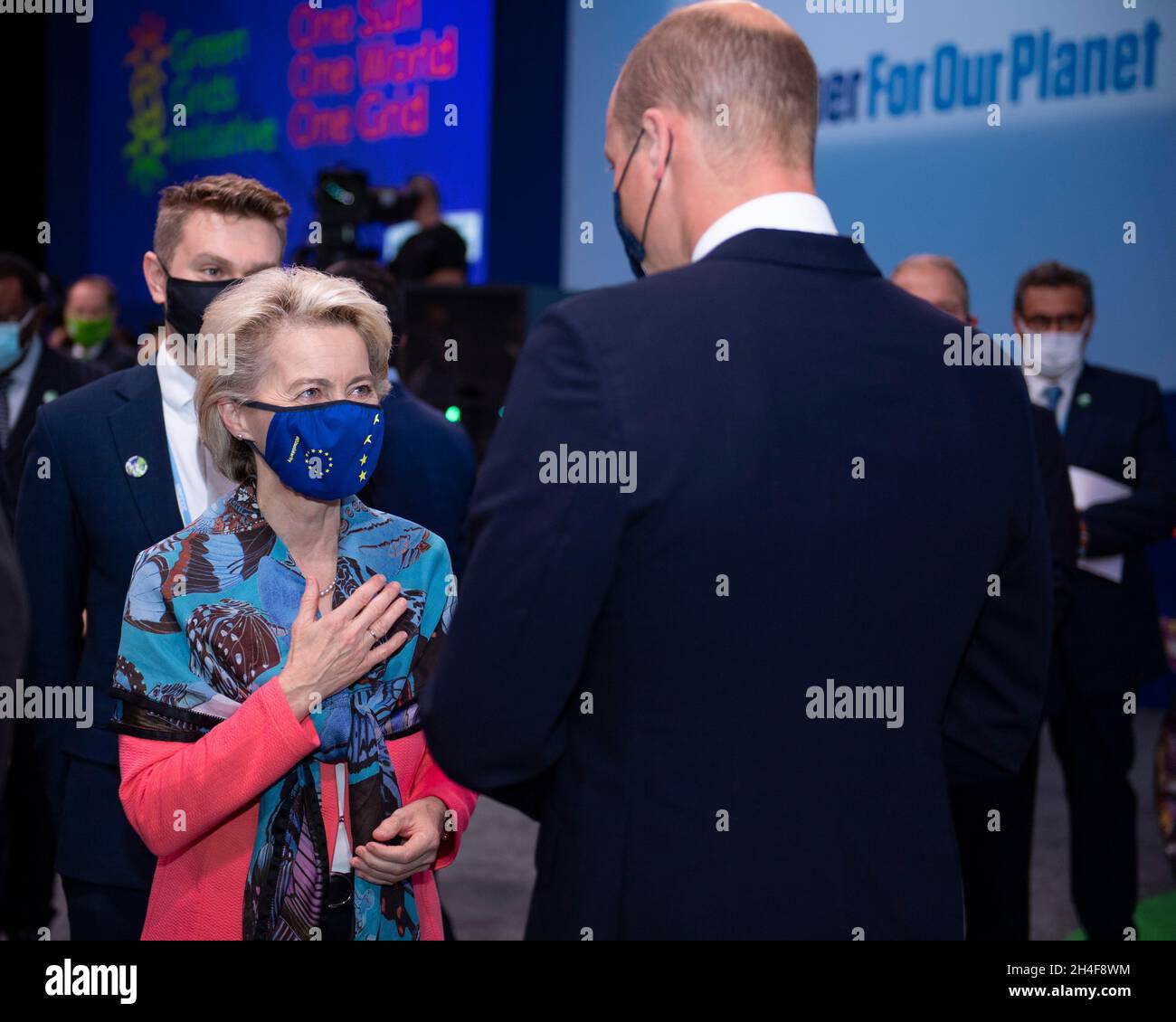 Glasgow, Scozia, Regno Unito. 2 novembre 2021. NELLA FOTO: (A sinistra) Ursula von der Leyen, presidente della Commissione europea; (a destra) Principe William, Duca di Cambridge, KG, KT, PC, ADC. I leader mondiali si riuniscono alla Conferenza COP26 sul cambiamento climatico che si terrà a Glasgow questo pomeriggio. Credit: Colin Fisher/Alamy Live News Foto Stock