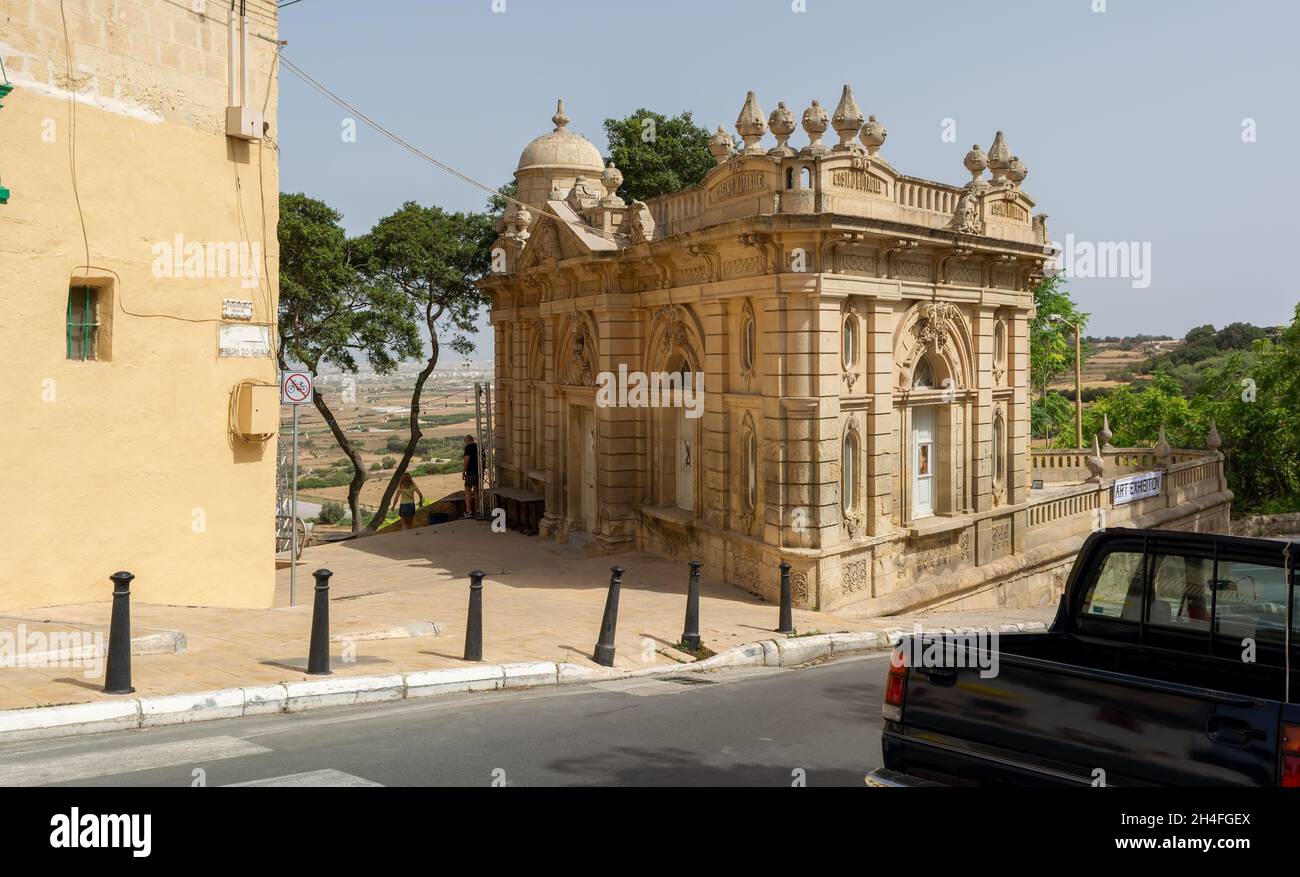 Edificio fiammeggiante con un design eclettico - Casino Notabile, precedentemente noto come Point de Vue, è ex clubhouse a Saqqajja Hill. Foto Stock