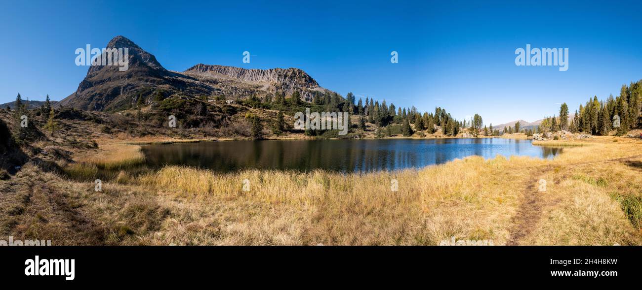 Lago Colbricon, Laghi di Colbricon, Parco Naturale Paneveggio pale di San Martino, Passo di Rollepass, Trentino Foto Stock