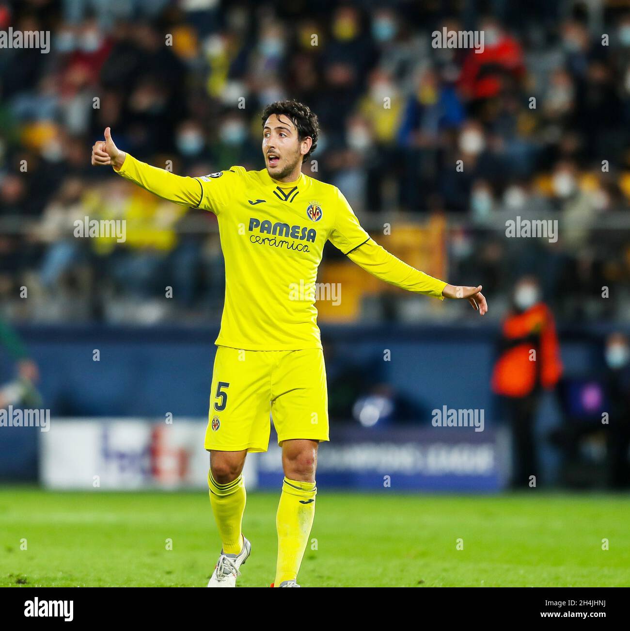 Castellon, Spagna. 2 novembre 2021. Daniel Parejo di Villarreal durante la UEFA Champions League, partita di calcio del Gruppo F tra Villarreal CF e BSC Young Boys il 2 novembre 2021 allo stadio Ceramica di Castellon, Spagna - Foto: Ivan Terron/DPPI/LiveMedia Credit: Independent Photo Agency/Alamy Live News Foto Stock