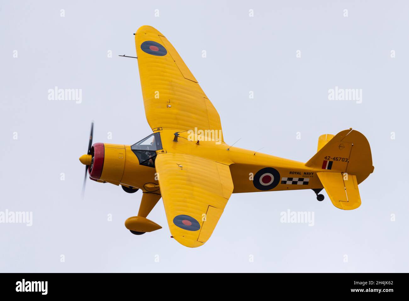Stinson Reliant 1 N69745 (FX877) di Navy Wings che volano al piccolo salone aereo di Gransden 2021. Aereo Vintage Royal Navy Foto Stock