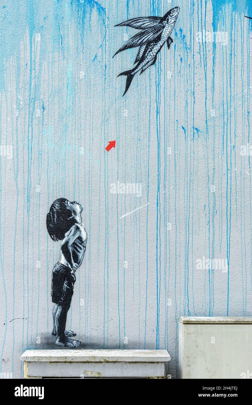 Francia, Pas de Calais, Cote d'Opale, Etaples, Arte di strada, Murale di Jef aerosol Foto Stock