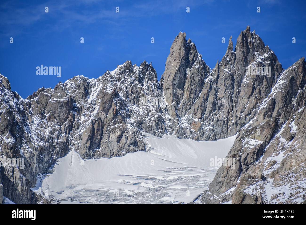Cima di montagna innevata e ghiacciaio, Wendenhorn, Canton Uri, Svizzera Foto Stock