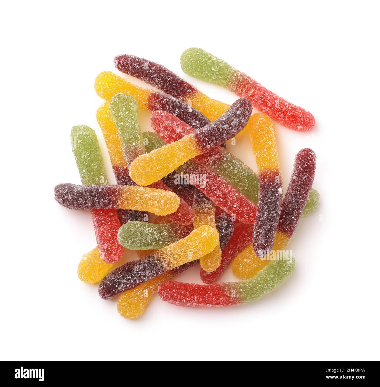 Vista dall'alto di colorate caramelle di verme gommose isolate su bianco Foto Stock