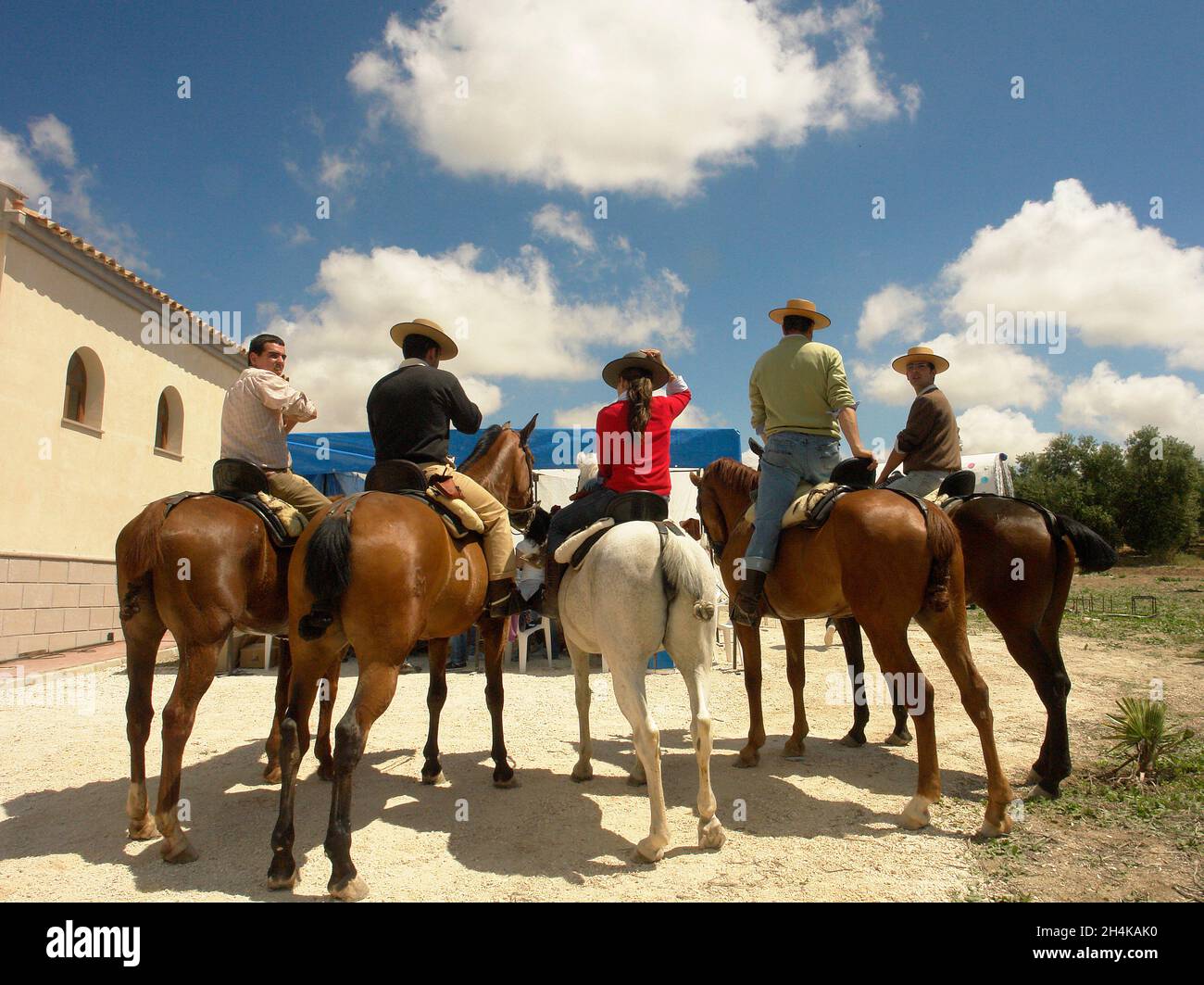 Gruppo di cavalieri durante la celebrazione della fiera di Fuengirola. Foto Stock