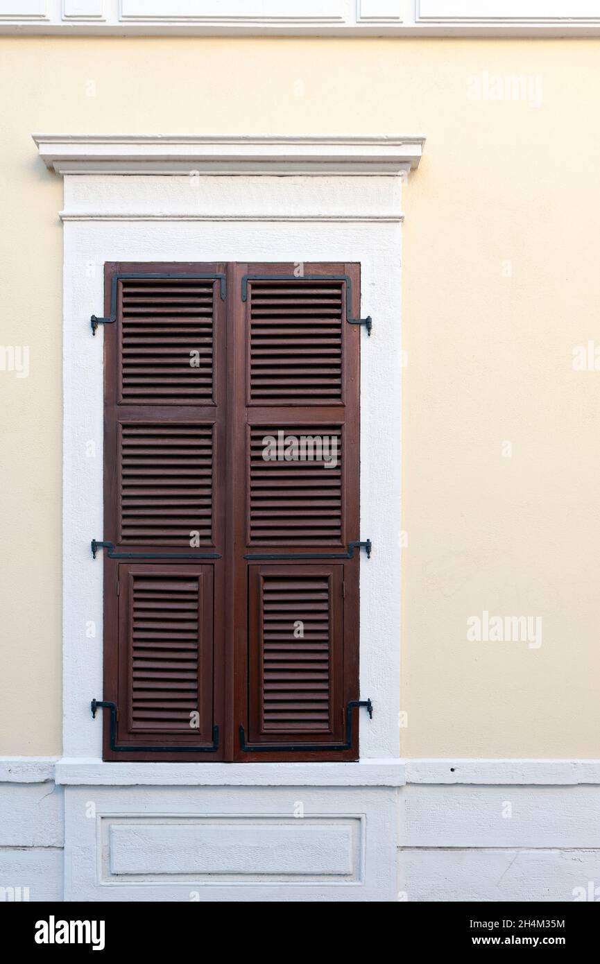 Tendina parasole del finestrino chiusa Foto Stock