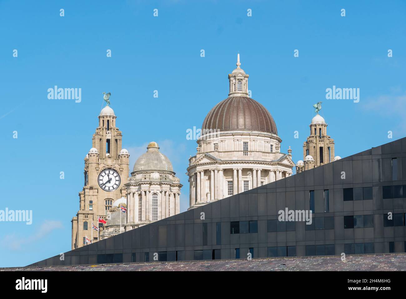 Confronto e nuova architettura Liverpool 2021 Foto Stock