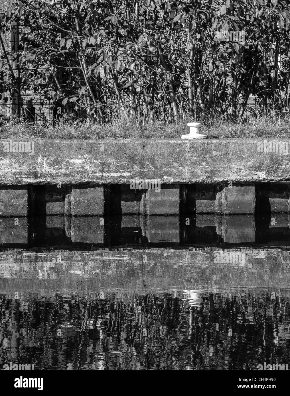 Riflessi del percorso del canale Foto Stock