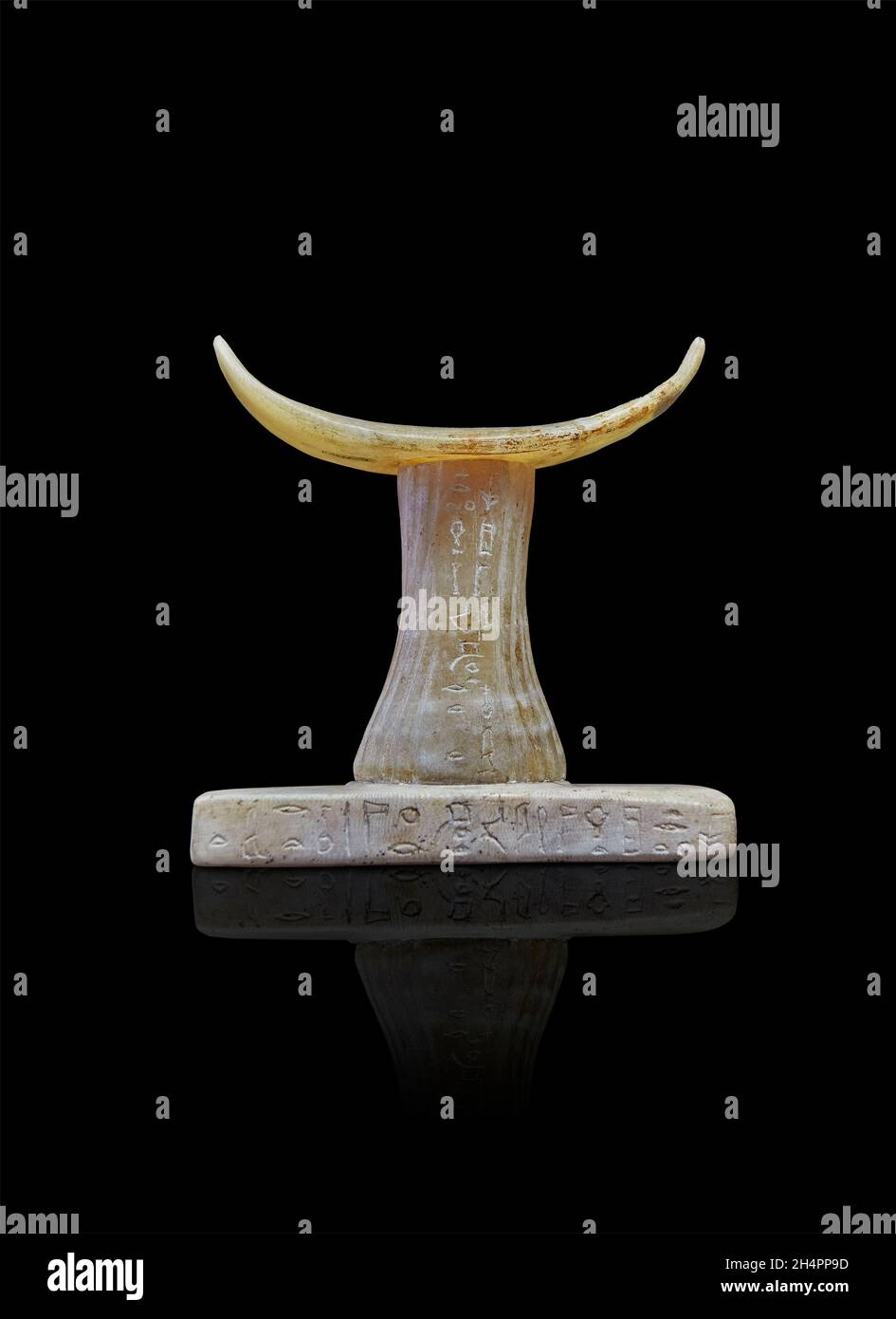 Poggiatesta egiziano per dormire di cortisan Metou, 2350-200 AC, yombe RS6 Moyenne, alabastro. Museo del Louvre E11479 o E22285. Inscritto amico Metou, per Foto Stock