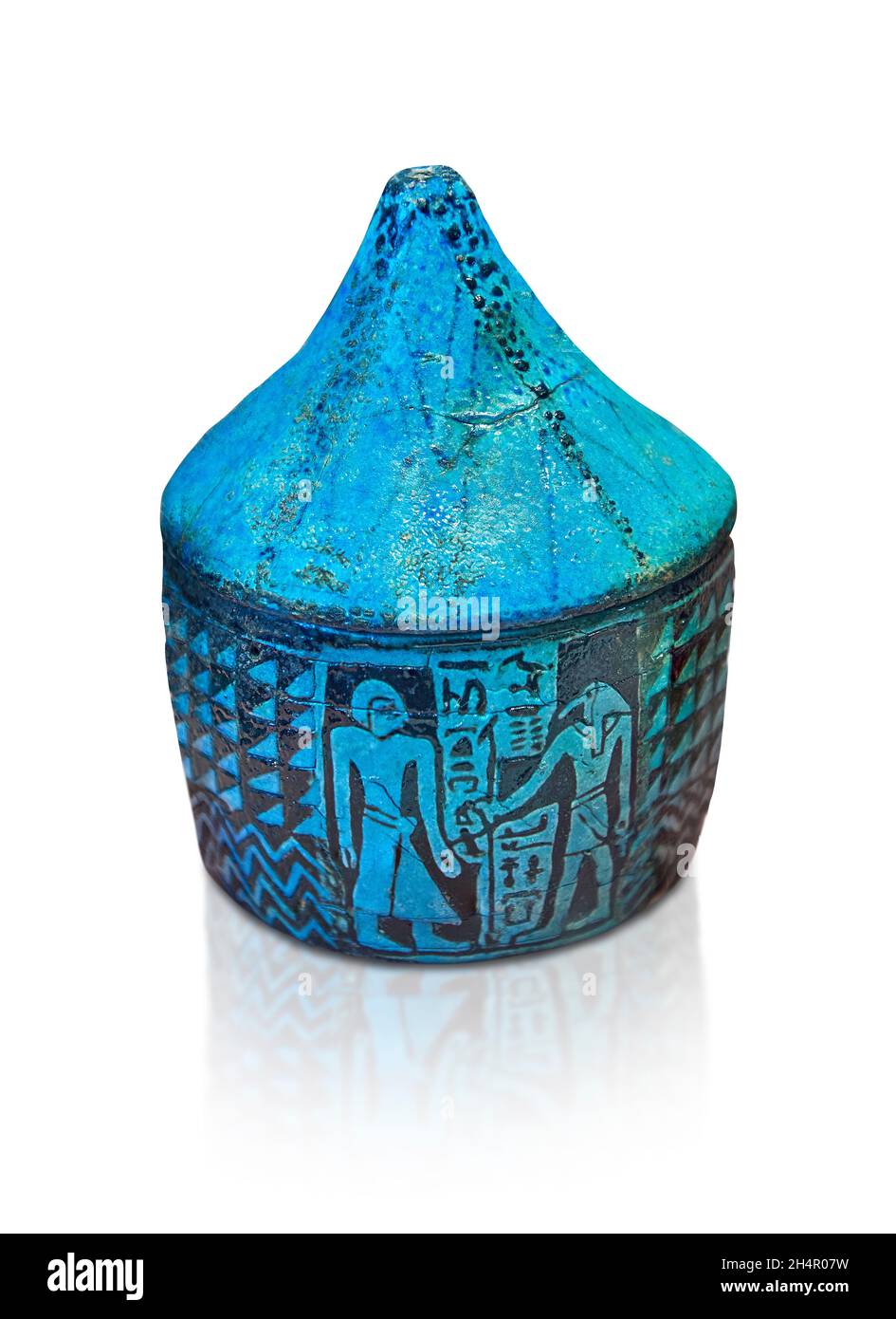 Antico vaso e coperchio in terracotta smaltata egiziana, 1686-1425 a.C., 18th dynasty.Louvre E3610. Decorazione: Un uomo in piedi che indossa un kilt, parrucca corta. Foto Stock