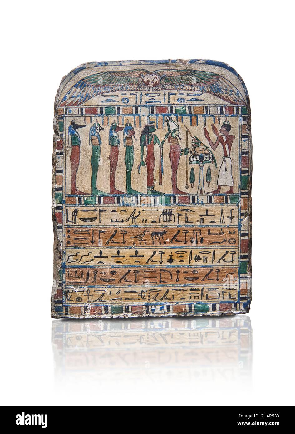 Antica stele egizia di Irethorrou, 780-656 a.C., 25a dinastia, legno dipinto. Museo del Louvre inv N3387. Scena di adorazione; uomo in piedi indossando Kilt, Foto Stock