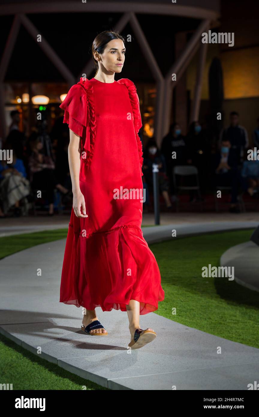 Aragón Fashion Week es un gran evasarate para los diseñadores de Aragón y para la industria del textil. Settembre 2021 Foto Stock