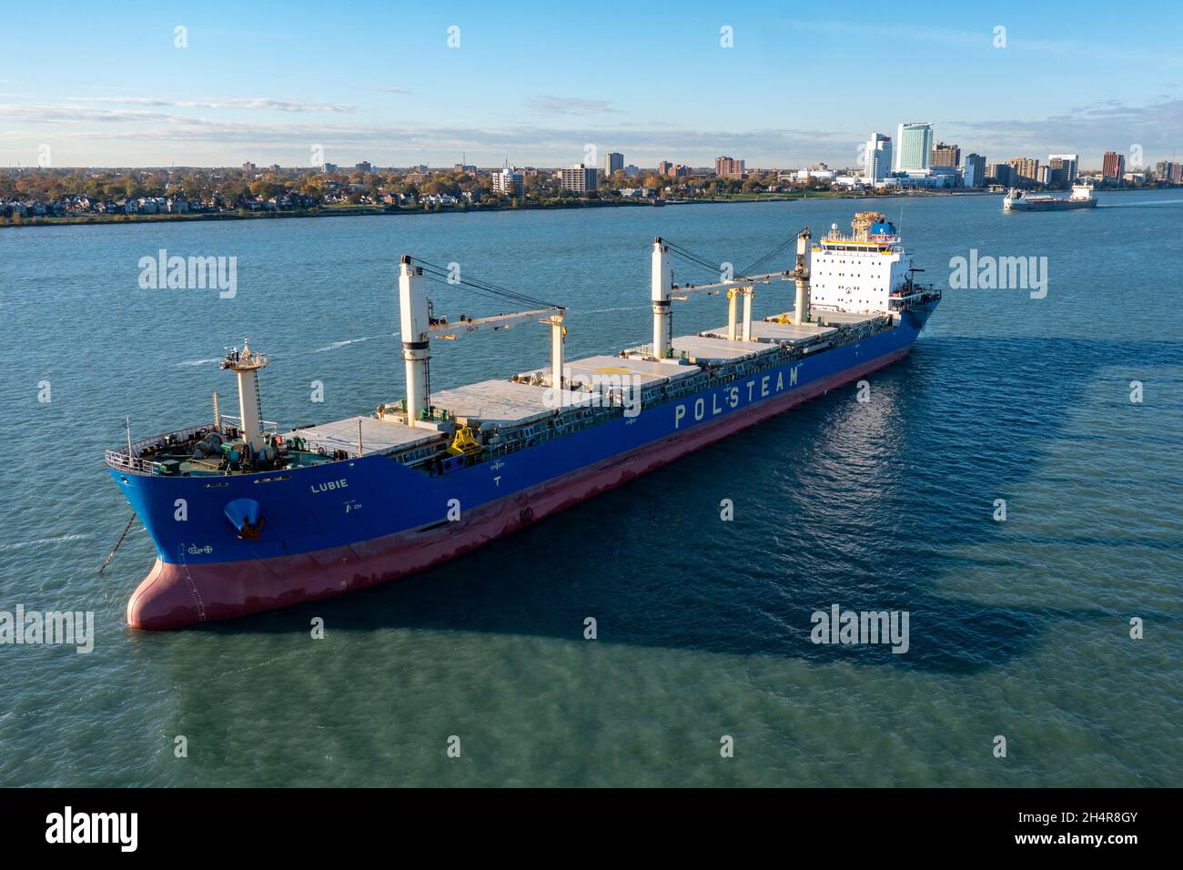 Detroit, Michigan - The Lubie, una nave oceanica ancorata nel fiume Detroit vicino al centro di Detroit. Il Lubie, di proprietà della compagnia di Steamship Compan polacca Foto Stock