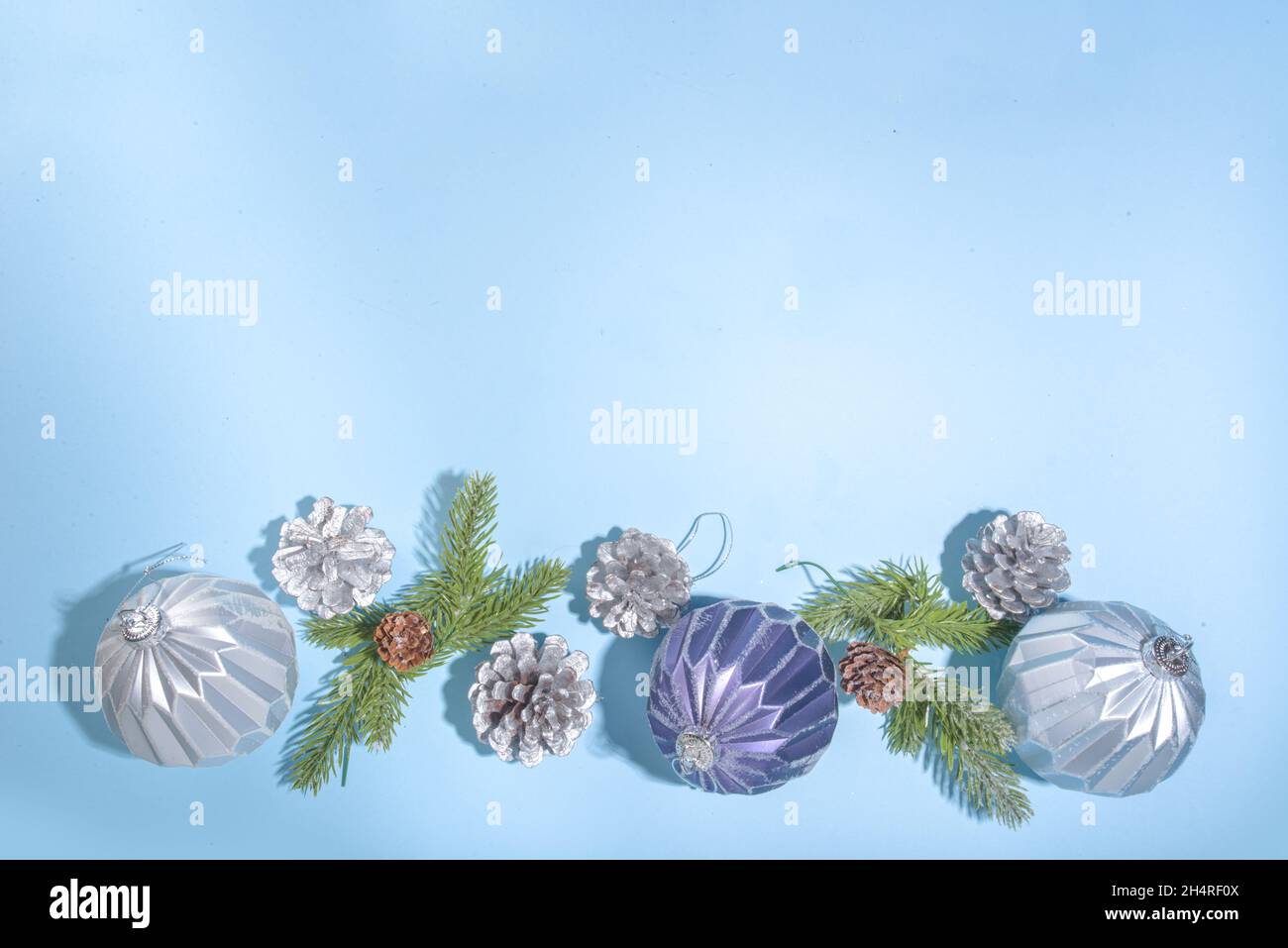 Sfondo di Natale di Capodanno. Biglietto d'auguri, mockup di invito con
