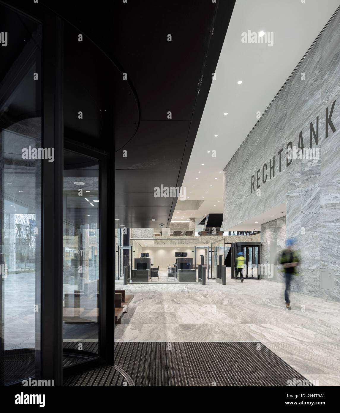 Vista interna della reception. Tribunale di Amsterdam, Amsterdam, Paesi Bassi. Architetto: KAAN, 2021. Foto Stock