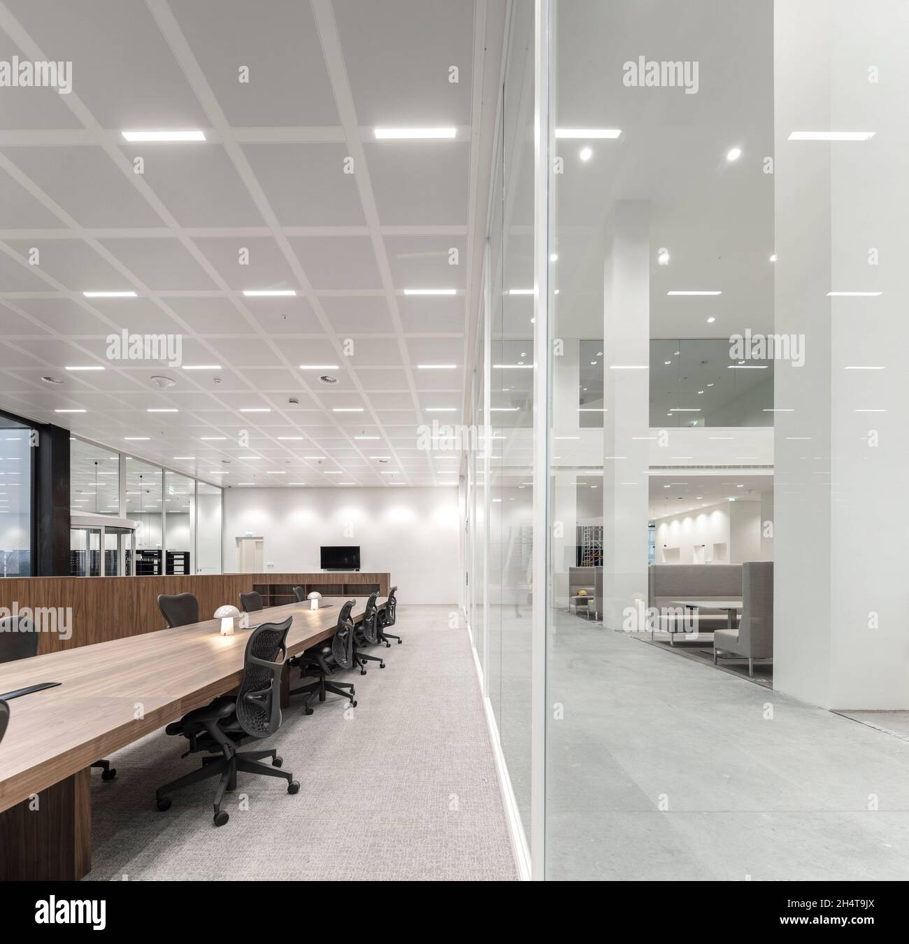 Vista interna. Tribunale di Amsterdam, Amsterdam, Paesi Bassi. Architetto: KAAN, 2021. Foto Stock