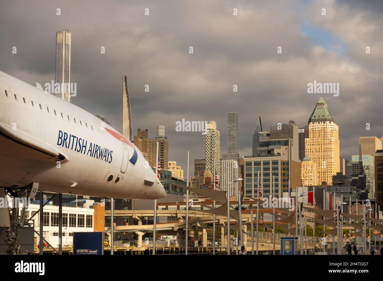 Aereo Concorde sul ponte superiore del museo Intrepid a Manhattan NYC Foto Stock