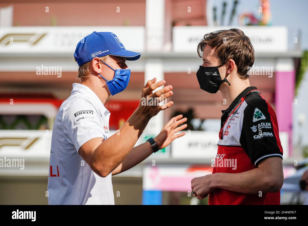 SCHUMACHER Mick (ger), Haas F1 Team VF-21 Ferrari, ILOTT Callum (gbr), Alfa Romeo Racing ORLEN, ritratto durante la Formula 1 Gran Premio De la Ciudad De Mexico 2021, Gran Premio di Città del Messico, 18° round del Campionato del mondo FIA di Formula uno 2021 dal 5 al 7 novembre, 2021 sull'Autodromo Hermanos Rodriguez, a Città del Messico, Messico - Foto: Antonin Vincent/DPPI/LiveMedia Foto Stock