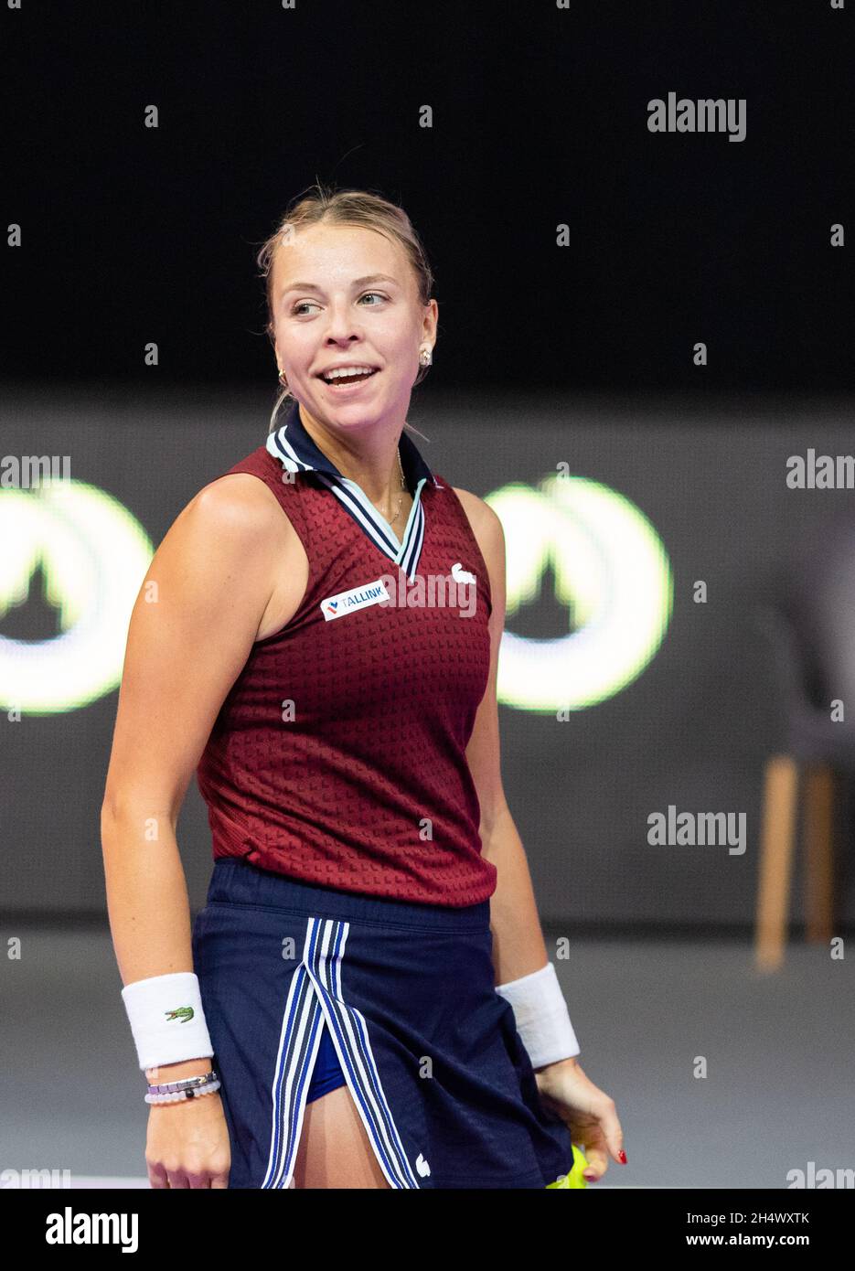 Anet Kontaveit reagisce dopo aver vinto la finale del torneo Transilvania Open WTA a Cluj, Romania 31 ottobre 2021 Foto Stock