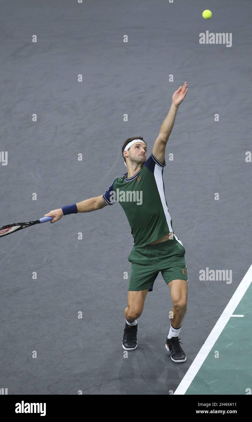 Grigor Dimitrov della Bulgaria durante il torneo di tennis Rolex Paris Masters 2021, ATP Masters 1000 il 4 novembre 2021 presso l'Accor Arena di Parigi, Francia - Foto: Jean Catuffe/DPPI/LiveMedia Foto Stock