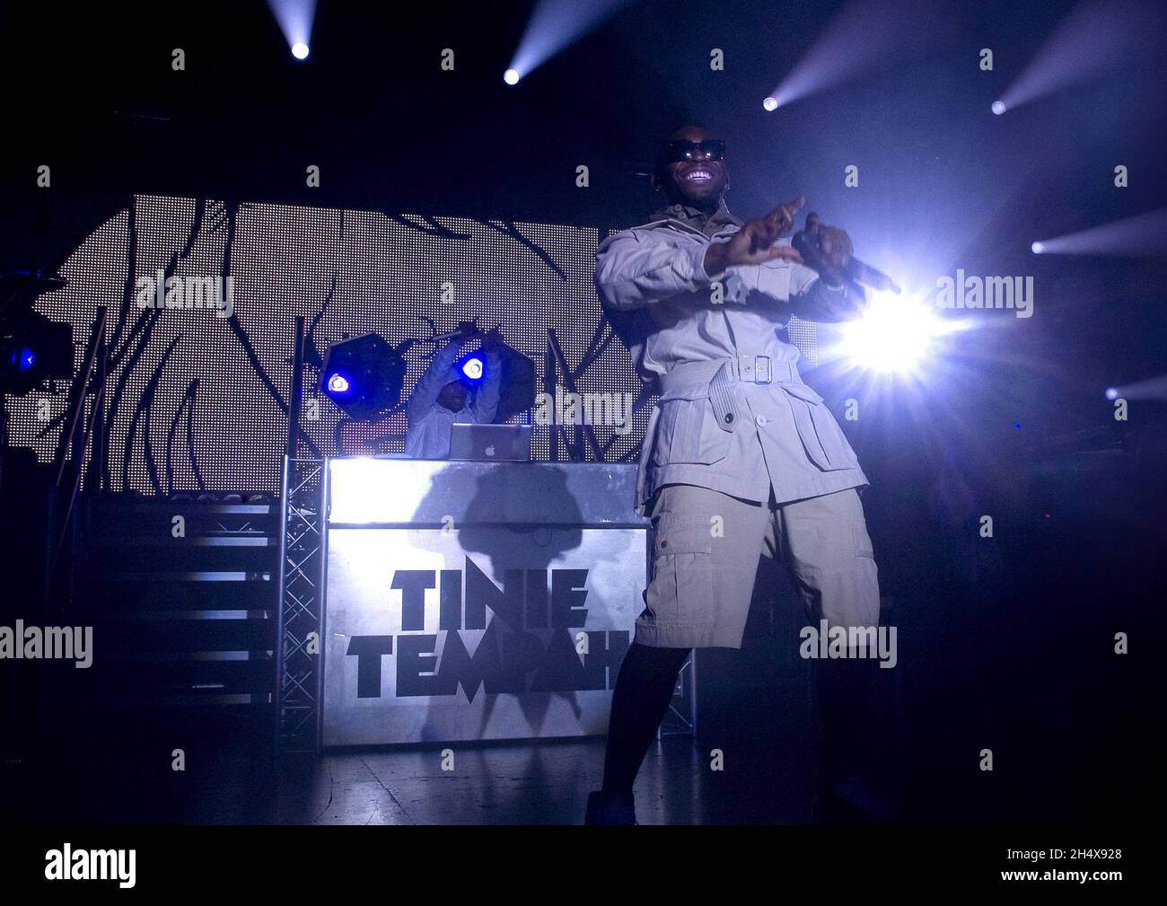 Tinie Tempah vive in concerto presso l'Accademia 02 di Birmingham. Foto Stock