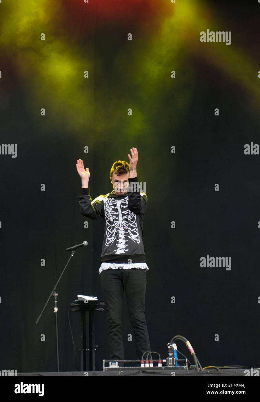 Tyler Joseph di ventuno piloti live sul palco il giorno 2 al Download Festival il 14 giugno - Donington Park Foto Stock