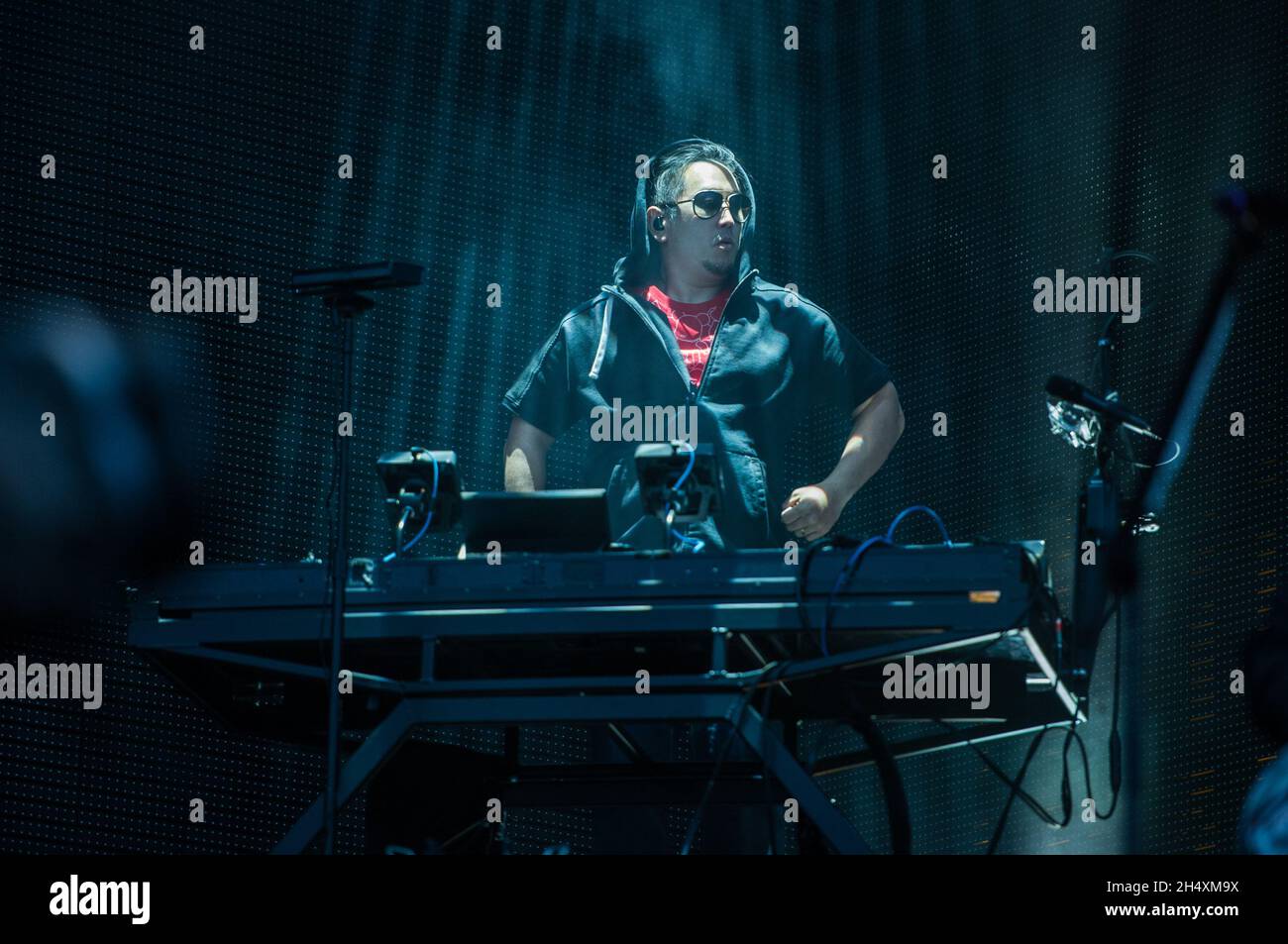 Joe Hahn del Linkin Park live sul palco il giorno 2 al Download Festival il 14 giugno 2014 - Donington Park Foto Stock