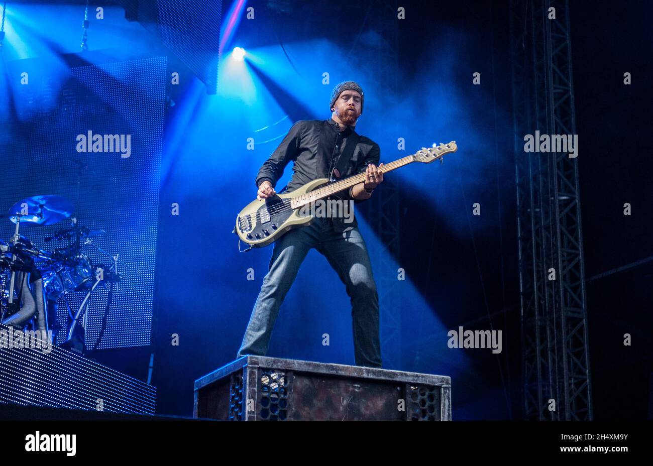 Dave Farrell del Linkin Park live on stage il giorno 2 al Download Festival il 14 giugno 2014 - Donington Park Foto Stock