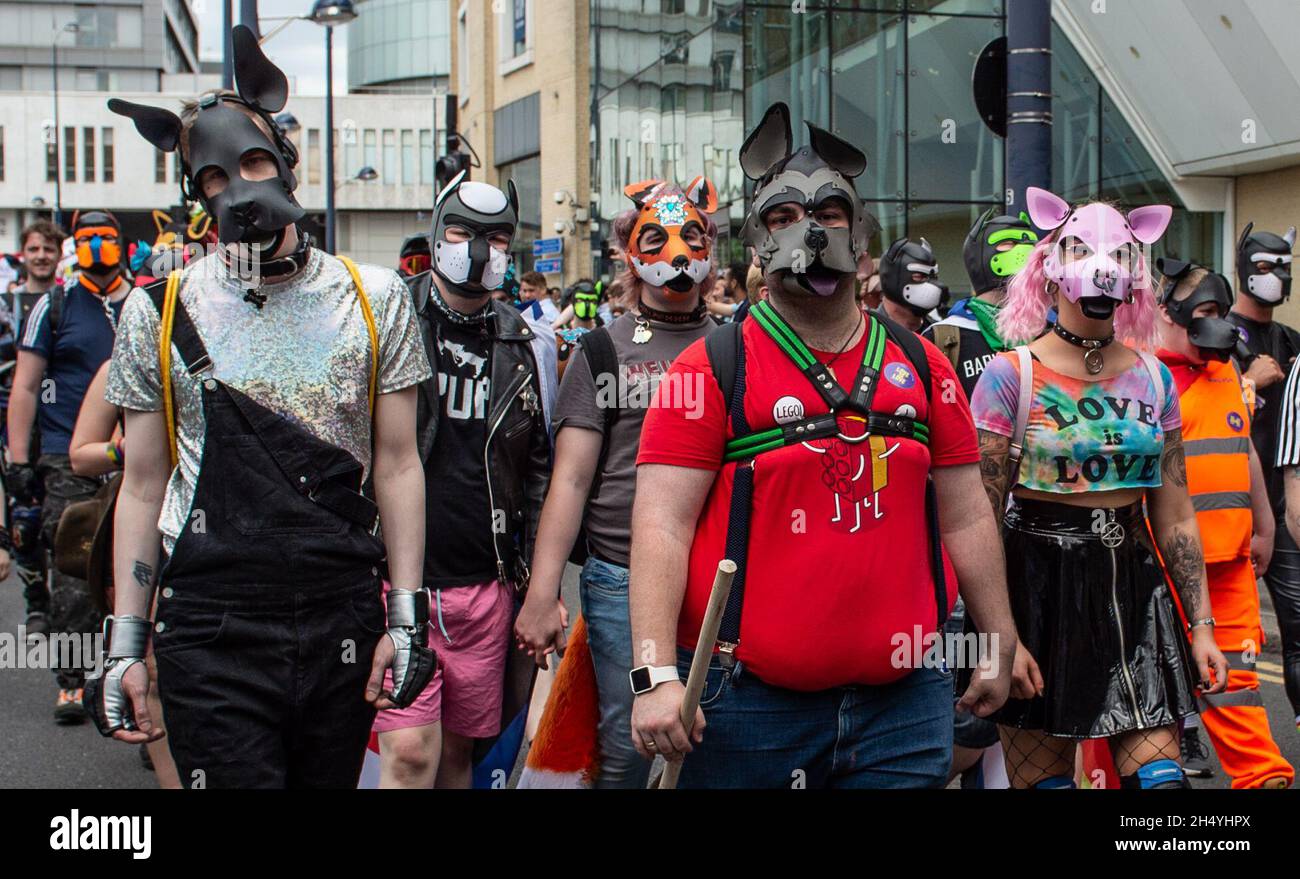 Gli amanti della parata si divertiranno mentre si fanno strada nel centro della città, dando il via al kickstart di Birmingham Pride, il più grande festival di 2 giorni LGBTQ+ del Regno Unito, il 25 maggio 2019 a Birmingham, Inghilterra. Data foto: Sabato 25 maggio, 2019. Photo credit: Katja Ogrin/ EMPICS Entertainment. Foto Stock