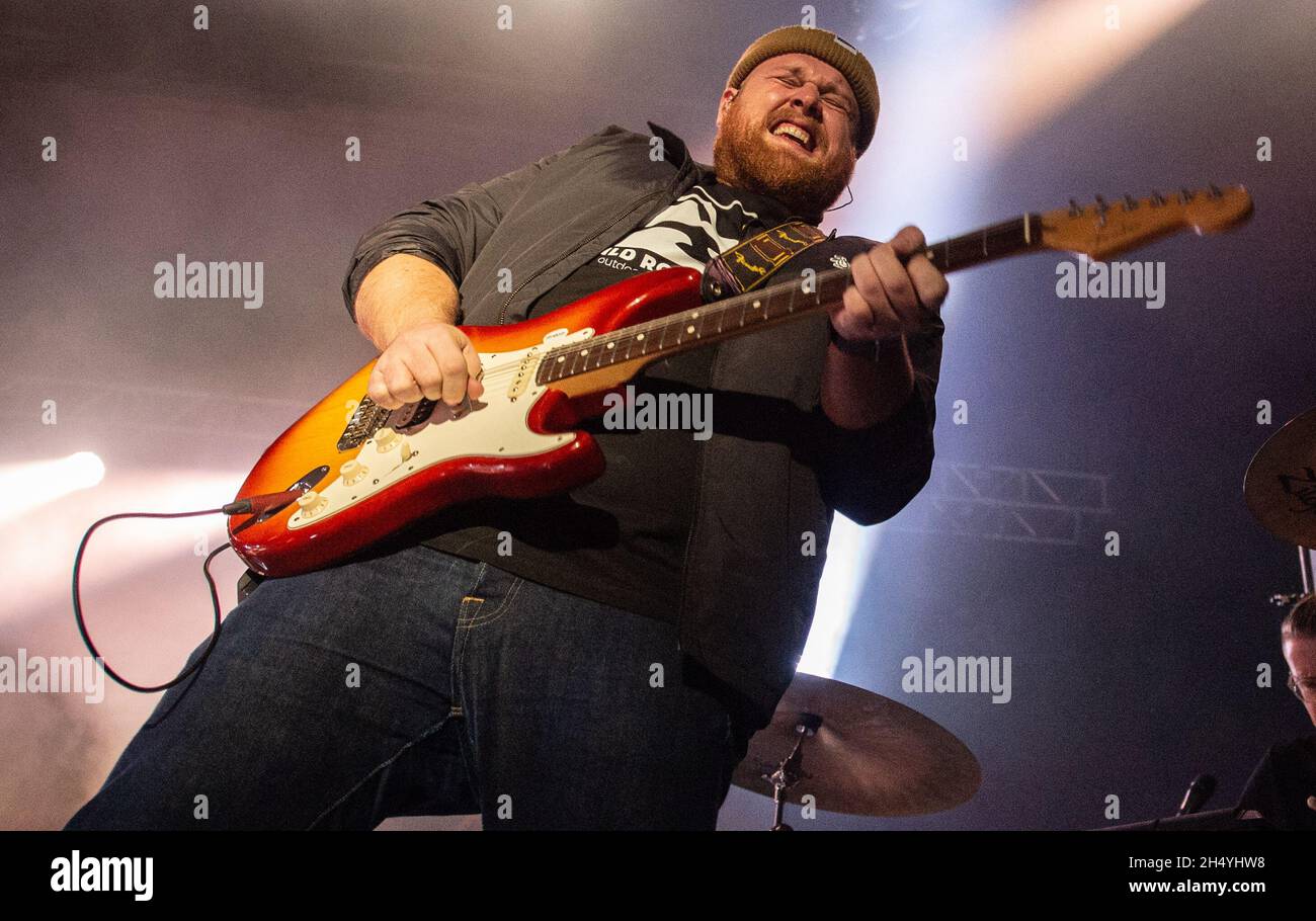 Tom Walker si esibisce sul palco il 14 novembre 2019 presso la O2 Academy di Birmingham, Inghilterra. Data immagine: Giovedì 14 novembre, 2019. Photo credit: Katja Ogrin/ EMPICS Entertainment. Foto Stock