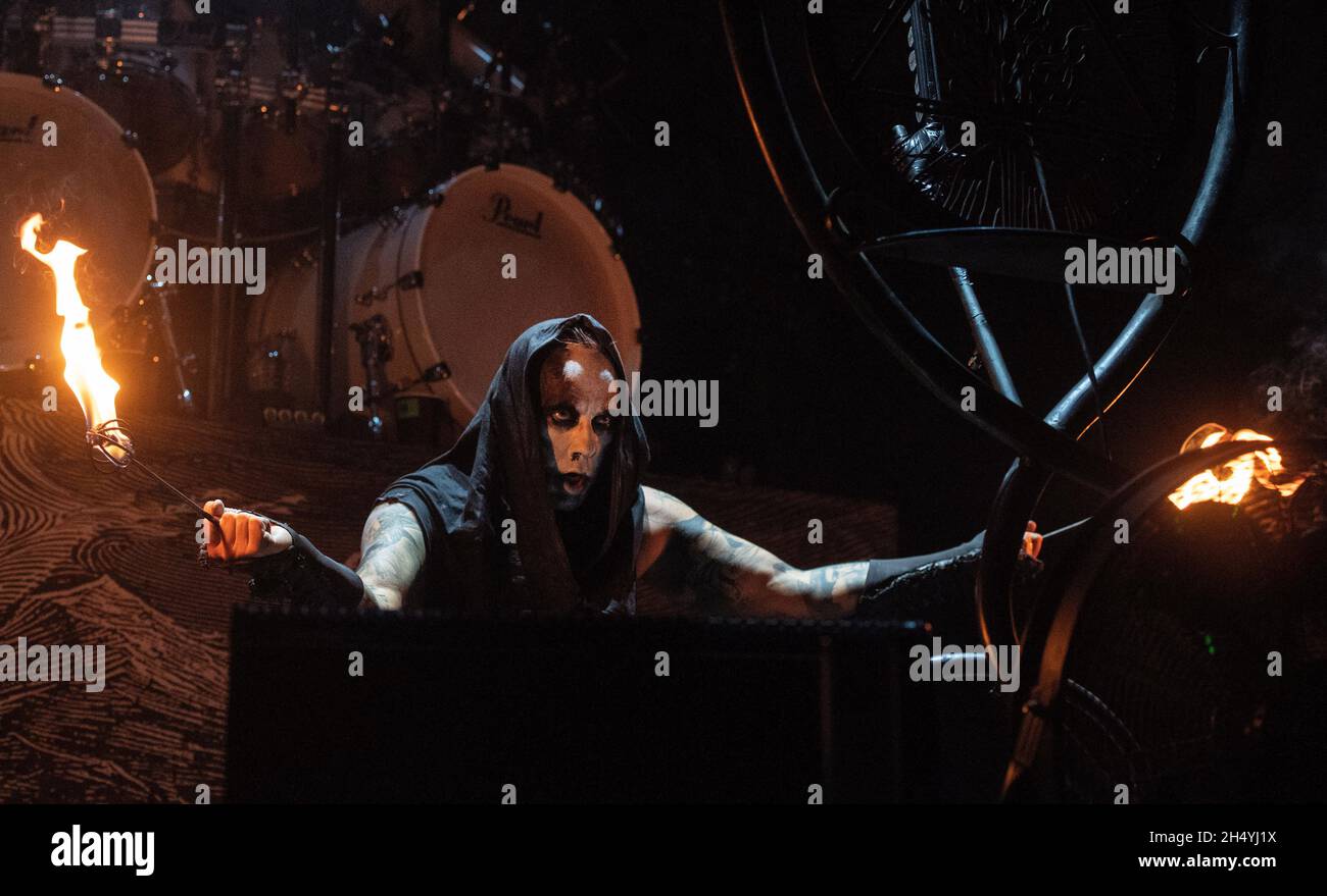 Adam Darski di Behemoth si esibisce sul palco all'Arena di Birmingham durante lo Slipknot's We are Not Your Kind World Tour il 24 gennaio 2020 a Birmingham, Regno Unito. Data foto: Venerdì 24 gennaio 2020. Photo credit: Katja Ogrin/EMPICS Entertainment. SOLO PER USO EDITORIALE Foto Stock