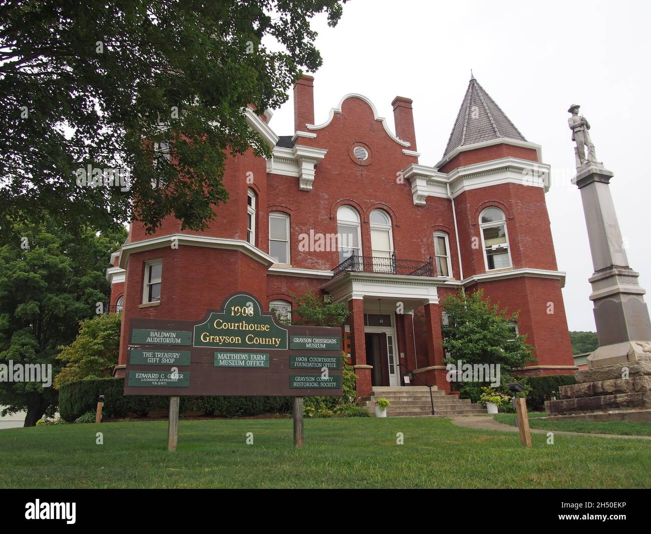 1908 Grayson County Courthouse in Independence, Virginia, USA 2021 © Katharine Andriotis Foto Stock