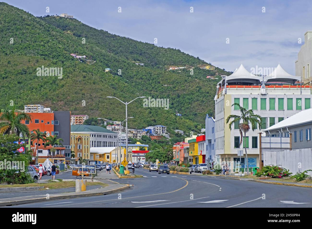 Road Town, capitale dell'isola di Tortola, la più grande e popolata delle Isole Vergini Britanniche, piccole Antille nel Mar dei Caraibi Foto Stock