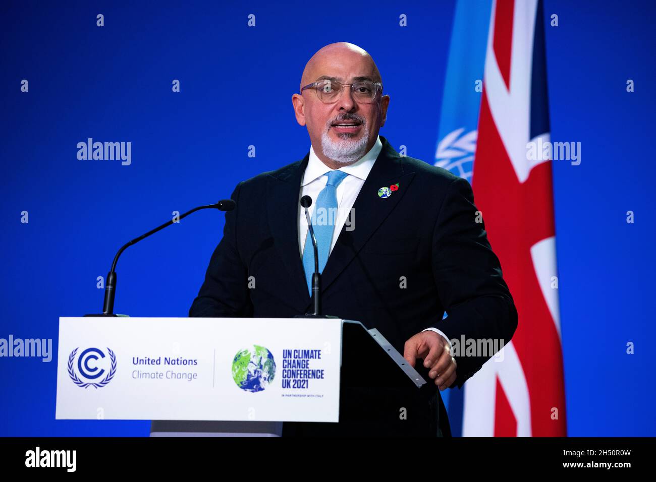 Glasgow, Regno Unito. 05 novembre 2021. Glasgow, Scozia, Regno Unito. 5 novembre 2021PICTURED: Nadhim Zahawi, Segretario del gabinetto per l'istruzione del governo britannico, visto parlare nel pomeriggio in plenaria, "evento congiunto di istruzione e ambiente minster, insieme domani, istruzione e azione sul clima" Credit: Colin Fisher/Alamy Live News Foto Stock