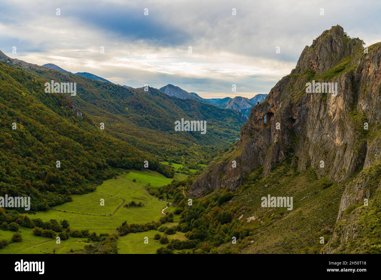 Paesaggio autunnale nel parco naturale di Somiedo nelle Asturie. Foto Stock