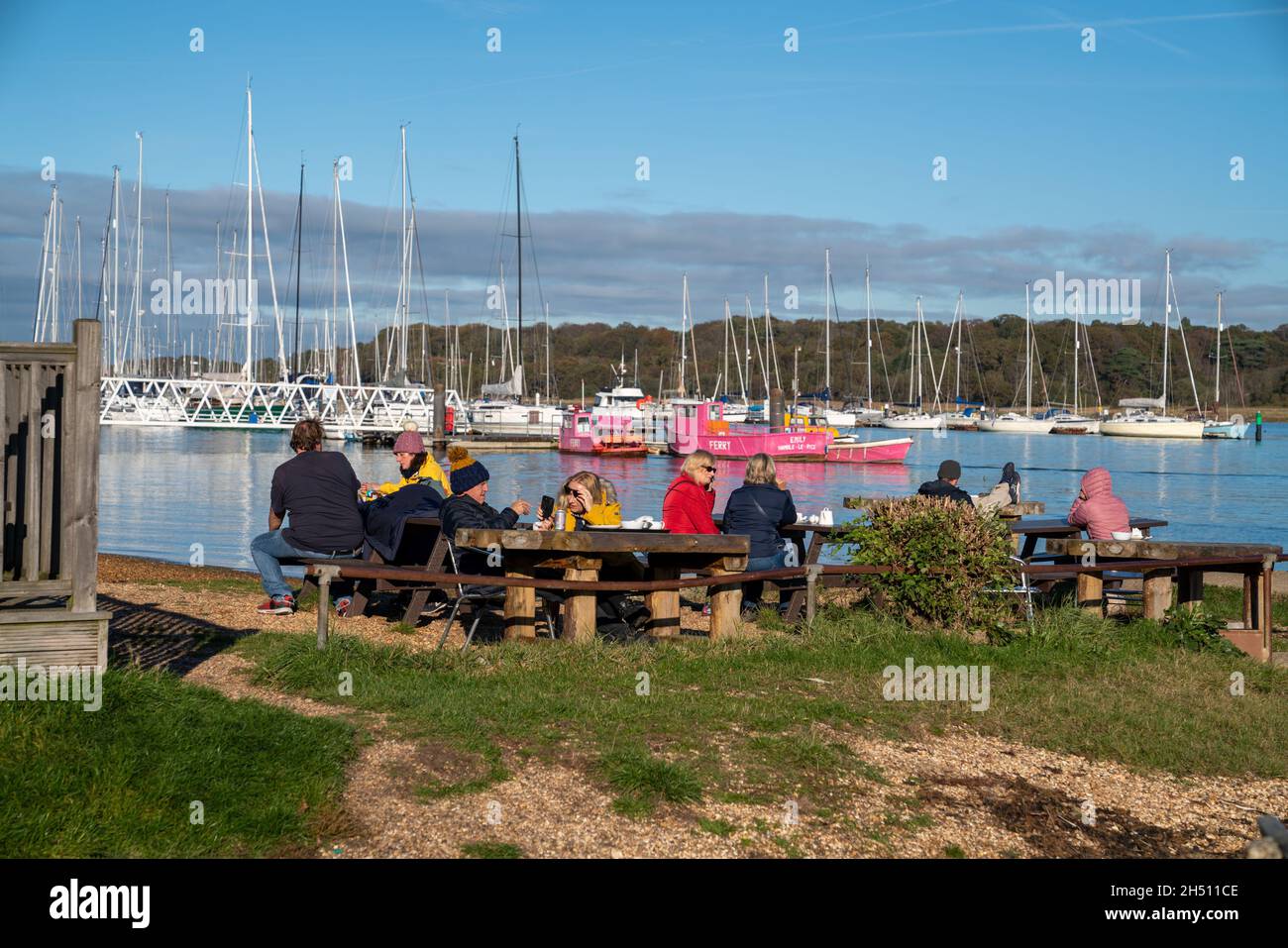 Il Beach Hut Cafe, presso il Quay, Hamble-le-Rice, Hampshire, Regno Unito Foto Stock